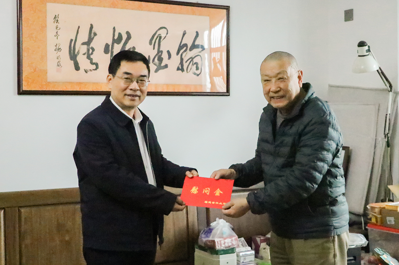 福建省林业局领导走访慰问困难党员干部