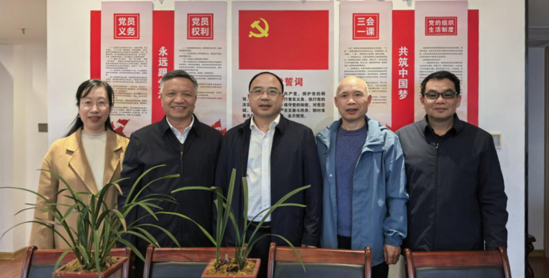 聚焦花卉产业 强化协会建设——省林业局领导一行赴省花卉协会调研